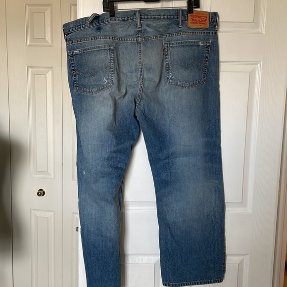 Men’s Levi’s 569 Jeans with distressing, Size 44w x 30in - Picture 2 of 13